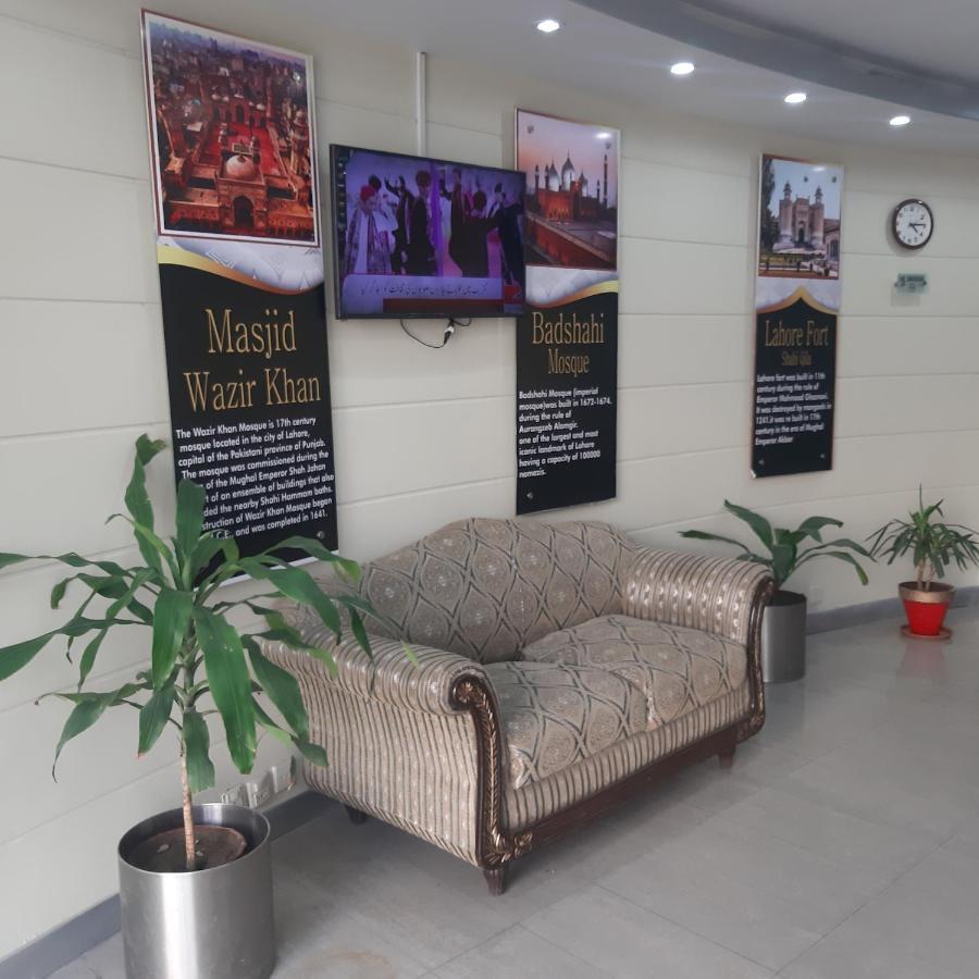 Hotel Premier Inn Davis Road Lahore Exterior foto
