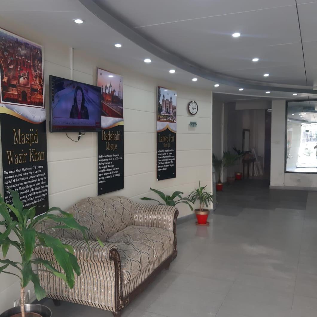 Hotel Premier Inn Davis Road Lahore Exterior foto