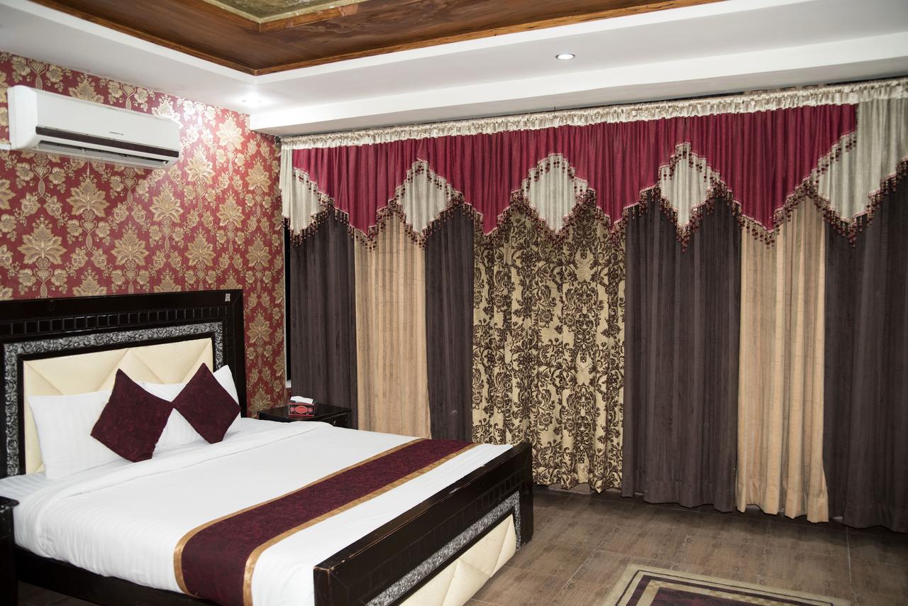 Hotel Premier Inn Davis Road Lahore Exterior foto
